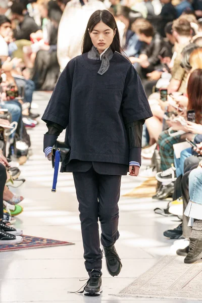 Look 46